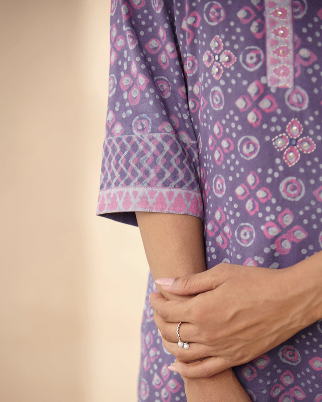 Sehra Rabia Akola Kurta
