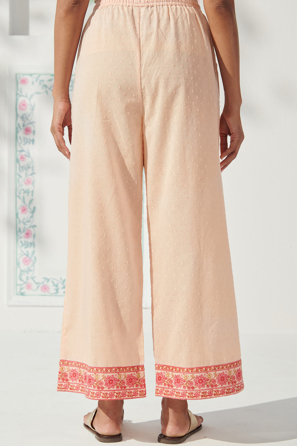 Surplus: Gulbahar Saira Farsi