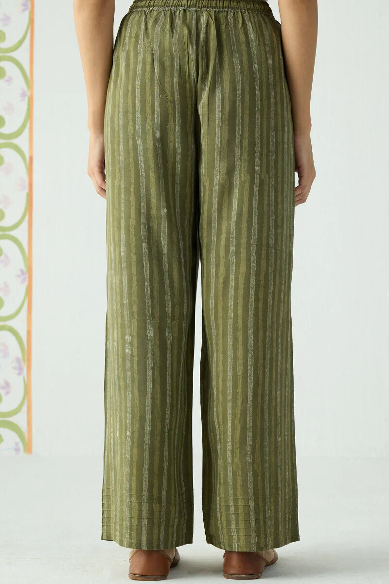 Surplus: Sehra Zarah Green Dabu Farsi