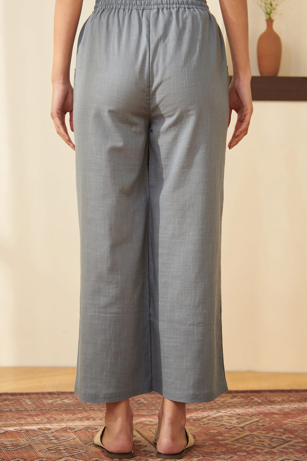 Surplus: Roza Ria Grey Farsi