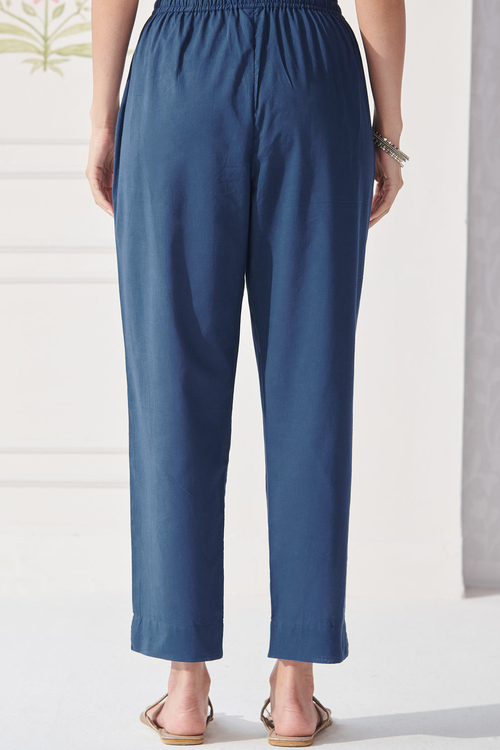 Sehra Zainab Narrow Pants