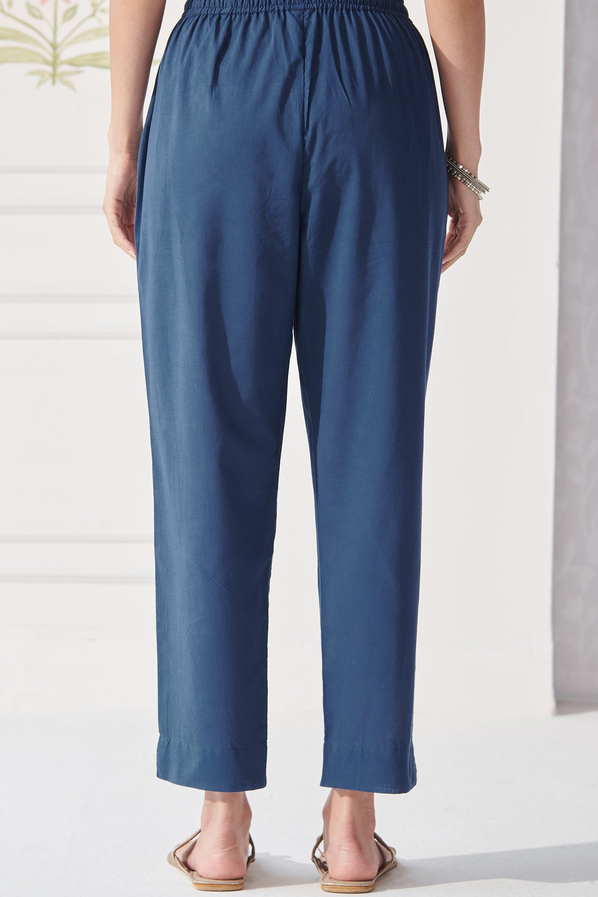 Sehra Zainab Narrow Pants
