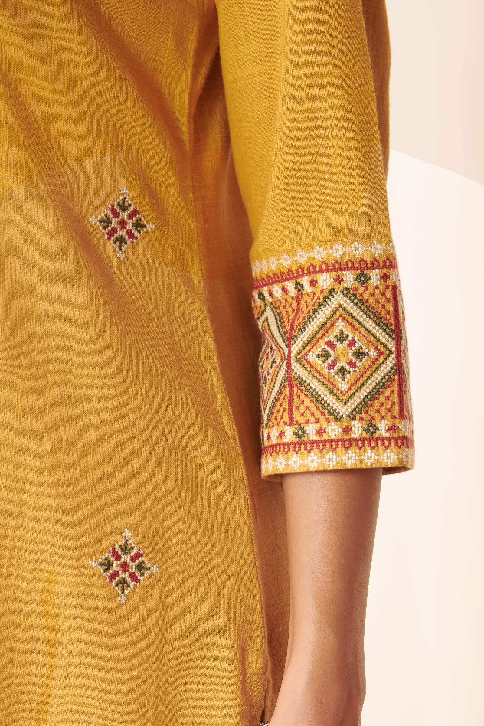 Mehraab Suhana Mustard Kurta