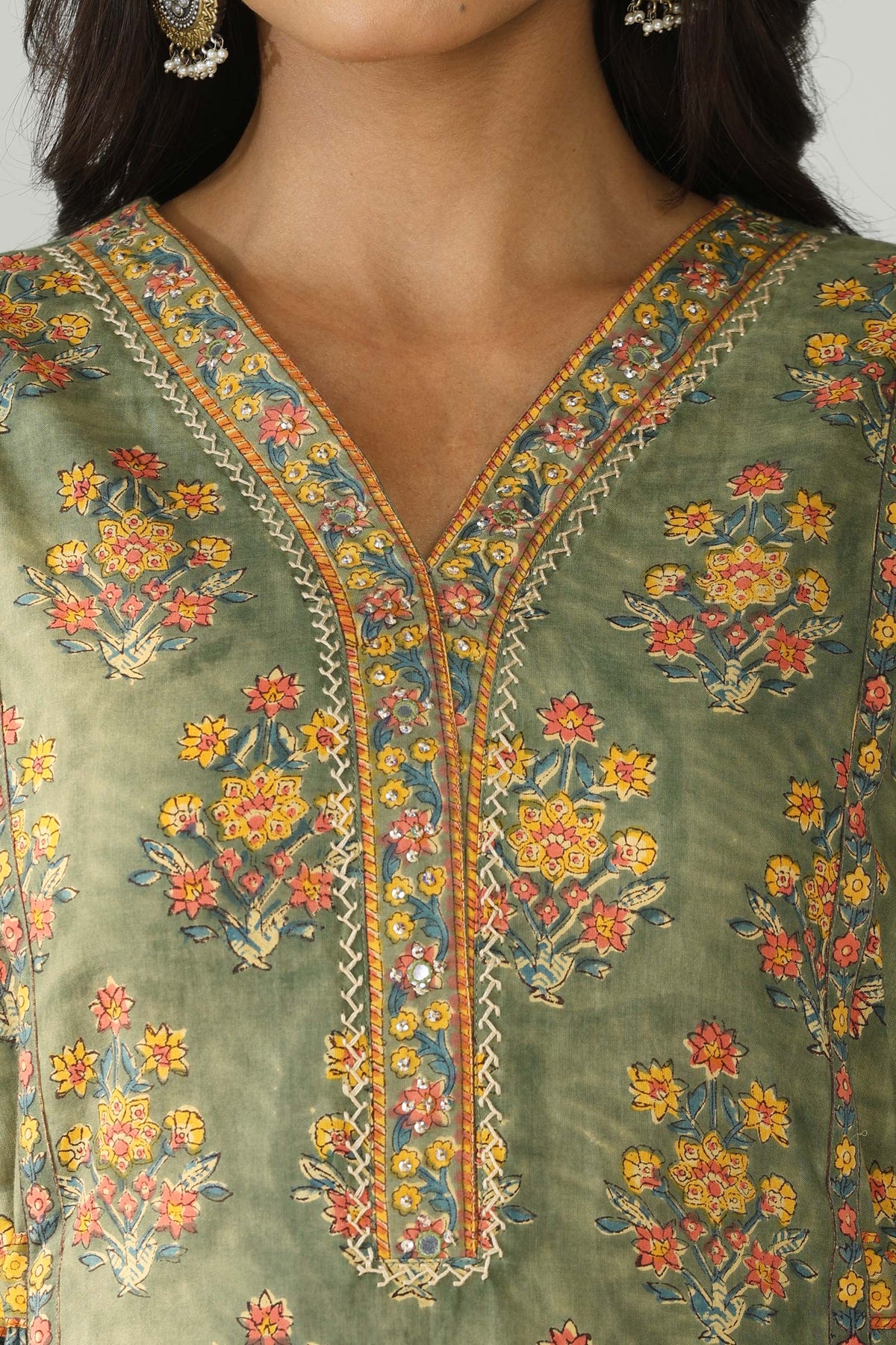 Nayanjal Gulshan Sanganeri Kurta