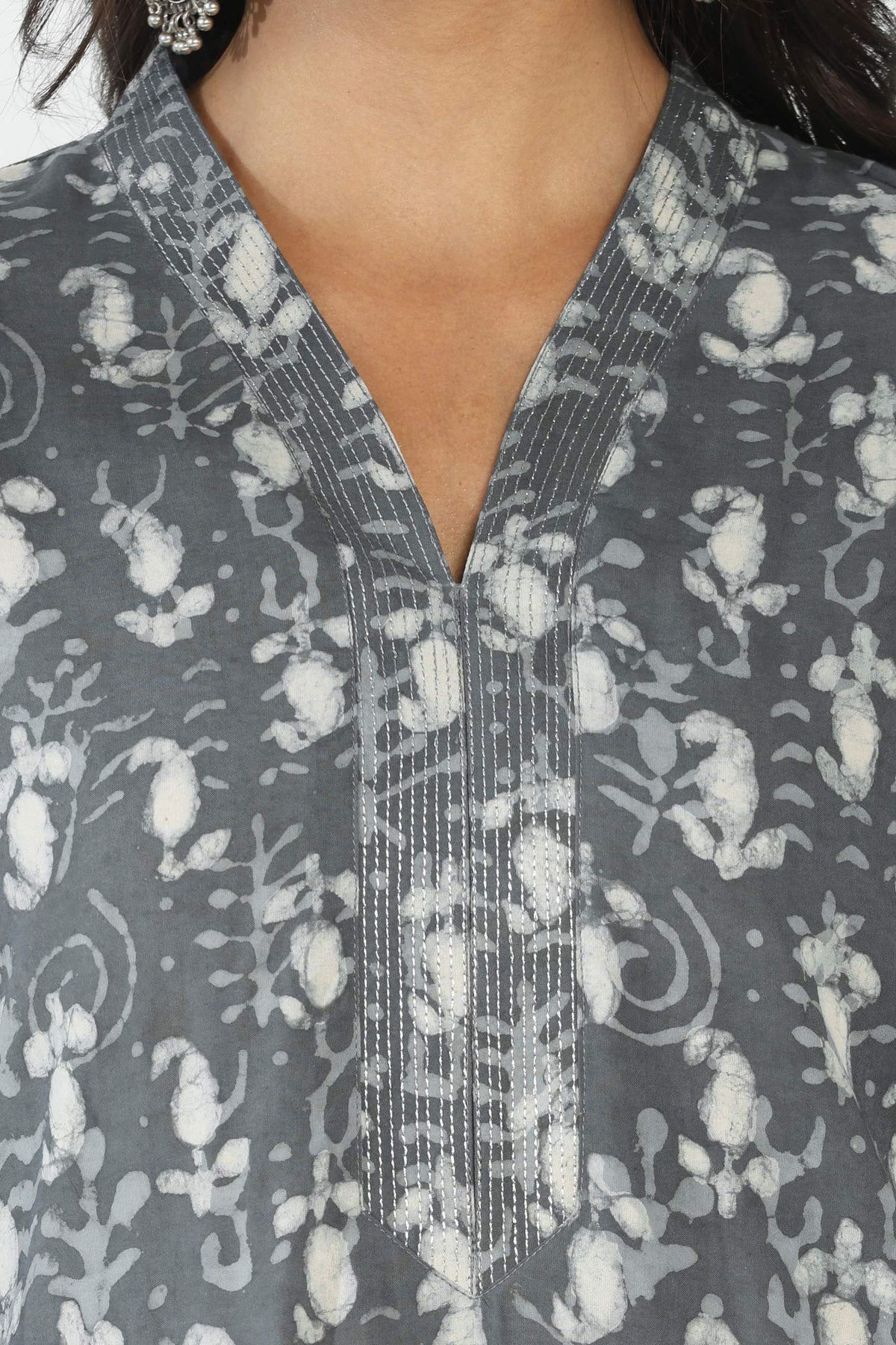 Surplus: Sehra Rasia Dabu Kurta