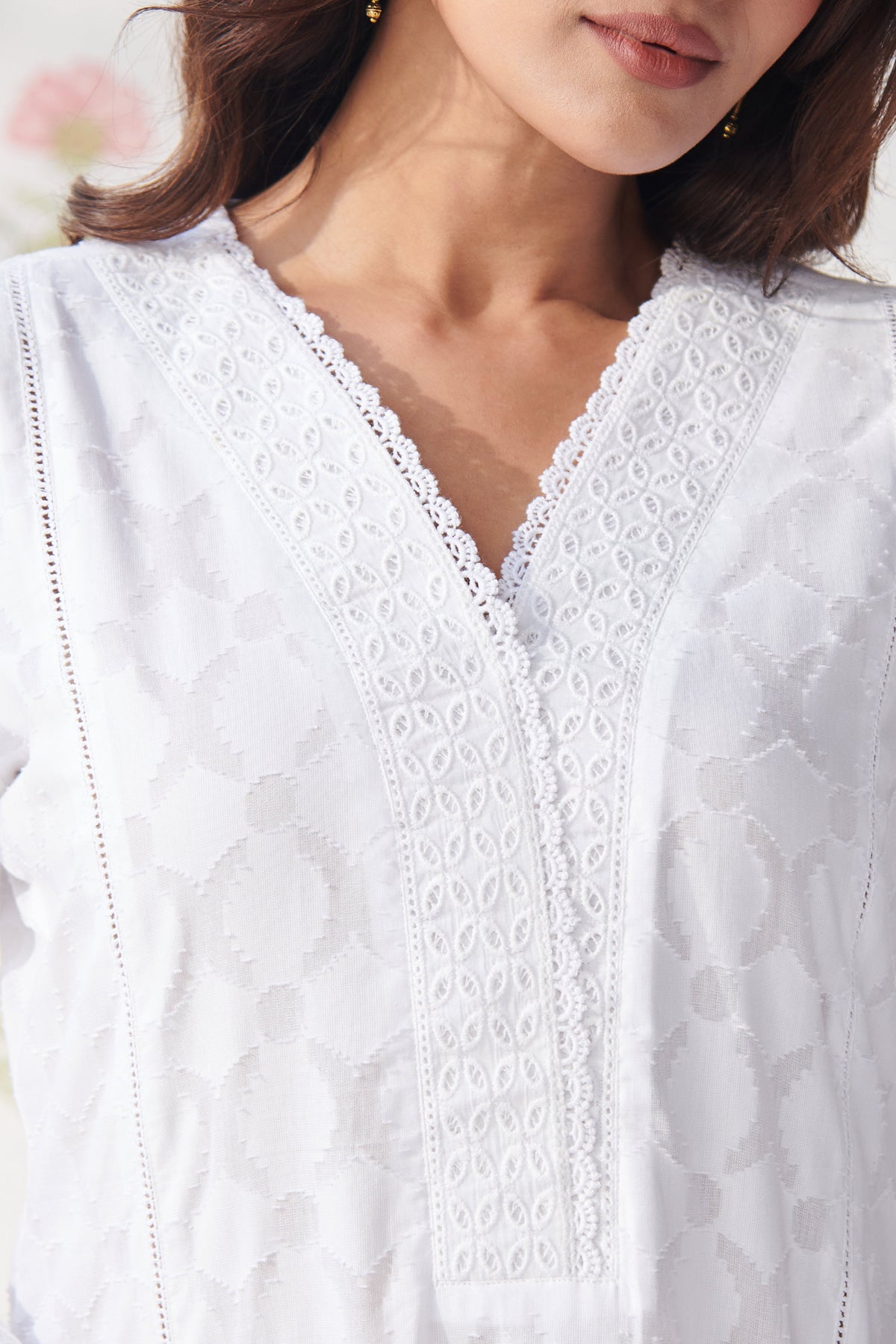 Raahat Aafiyah White Kurta
