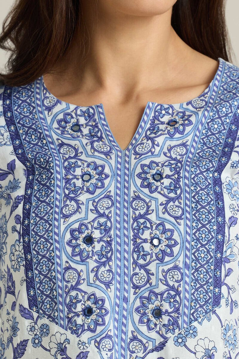 Neelofar Straight Kurta