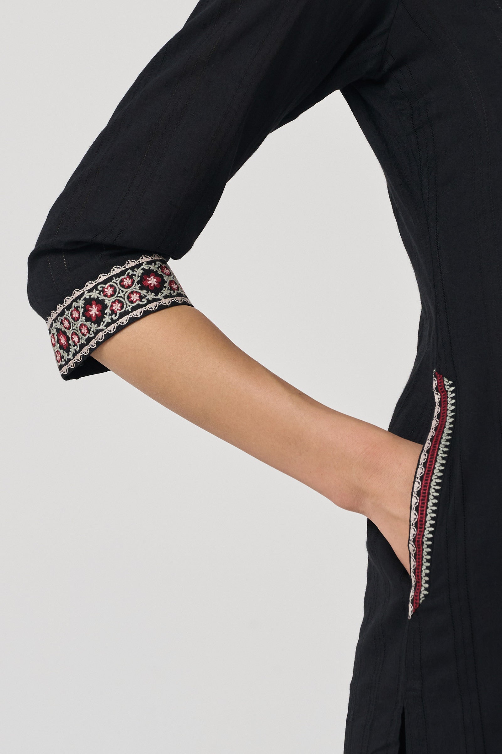 Mehraab Alizeh Short Kurta