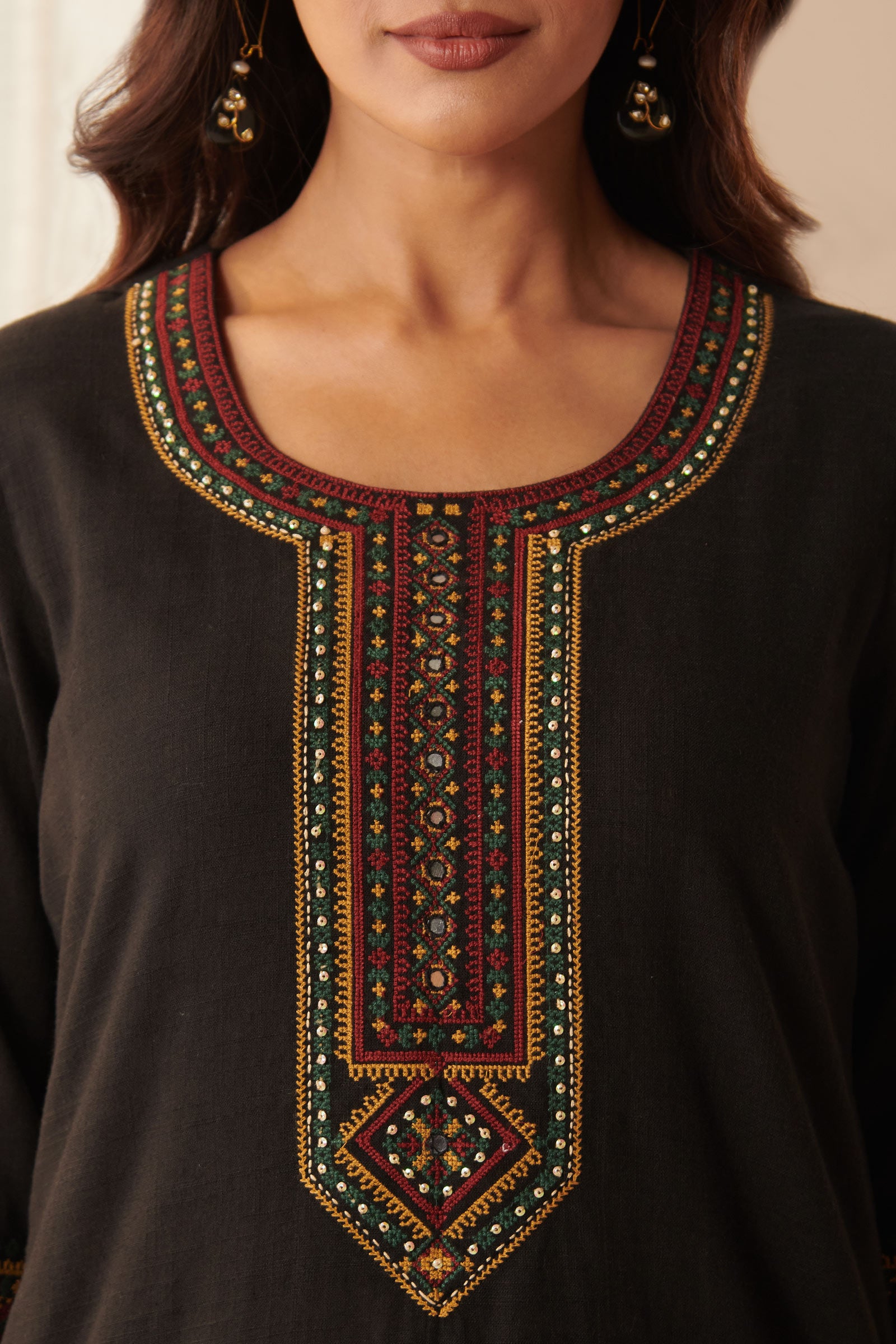 Mehraab Nahiza Black Kurta