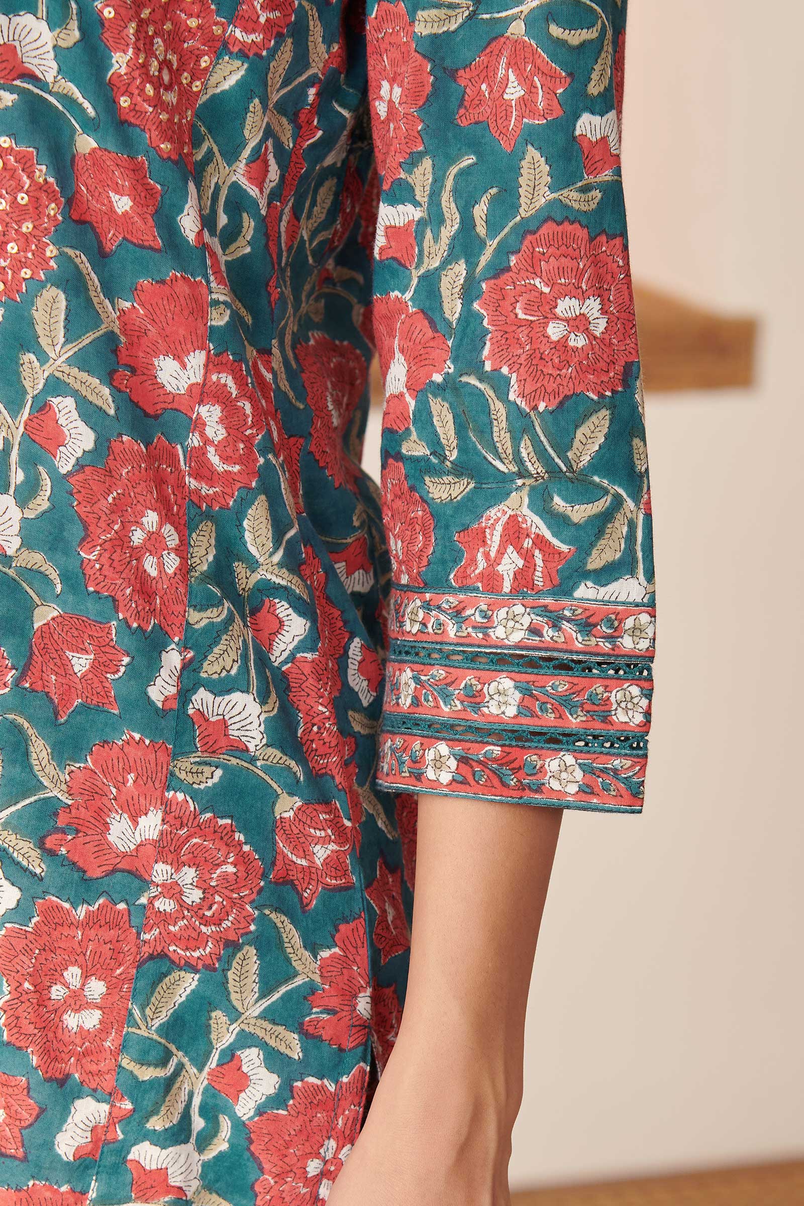 Zahira Farah Sanganeri Kurta