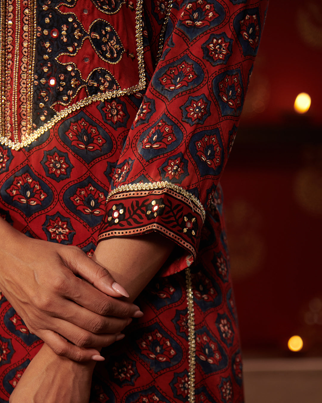 Roshanara Inaya Ajrak Kurta