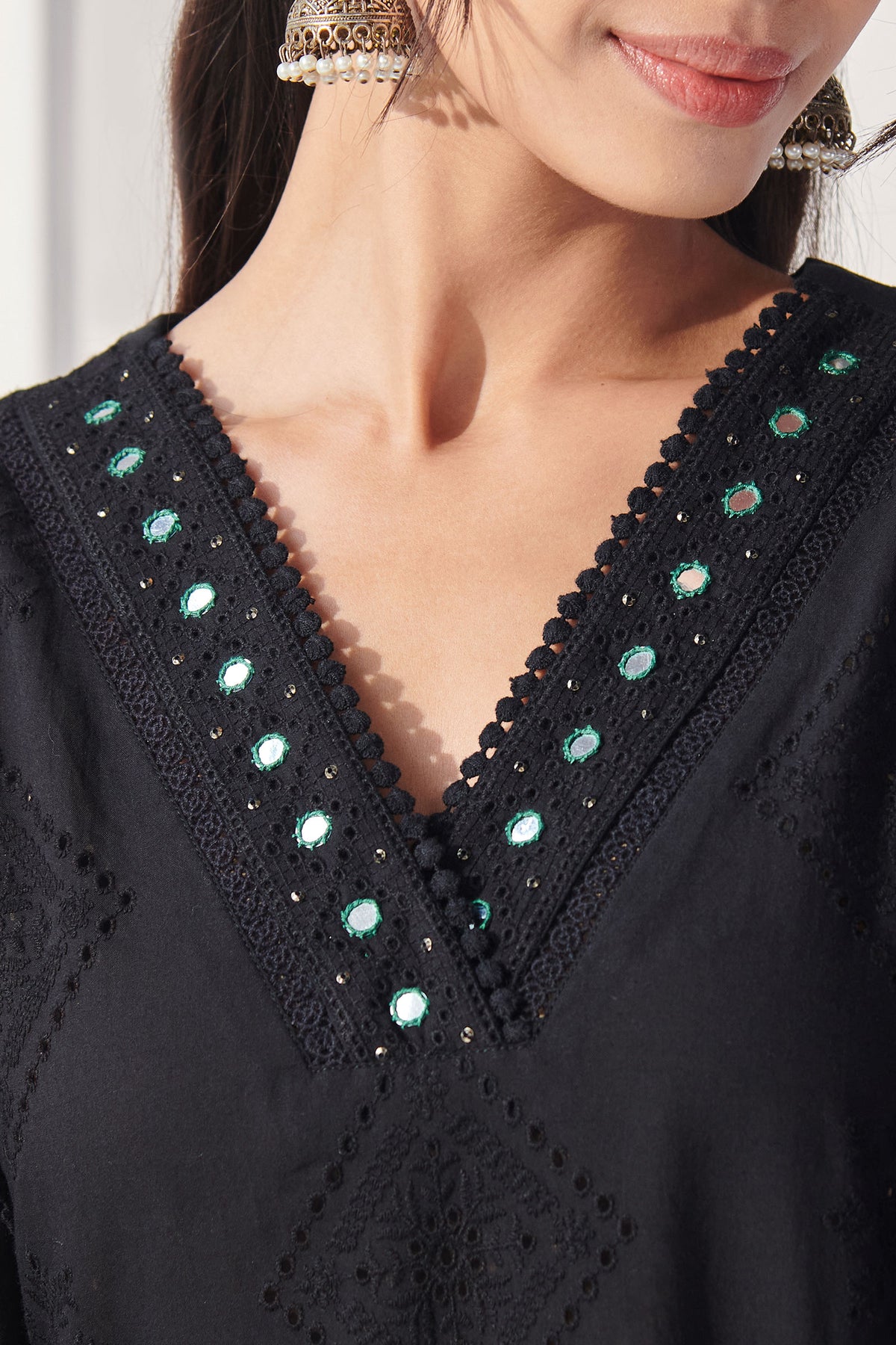 Mumtaz Gulbano Black Kurta