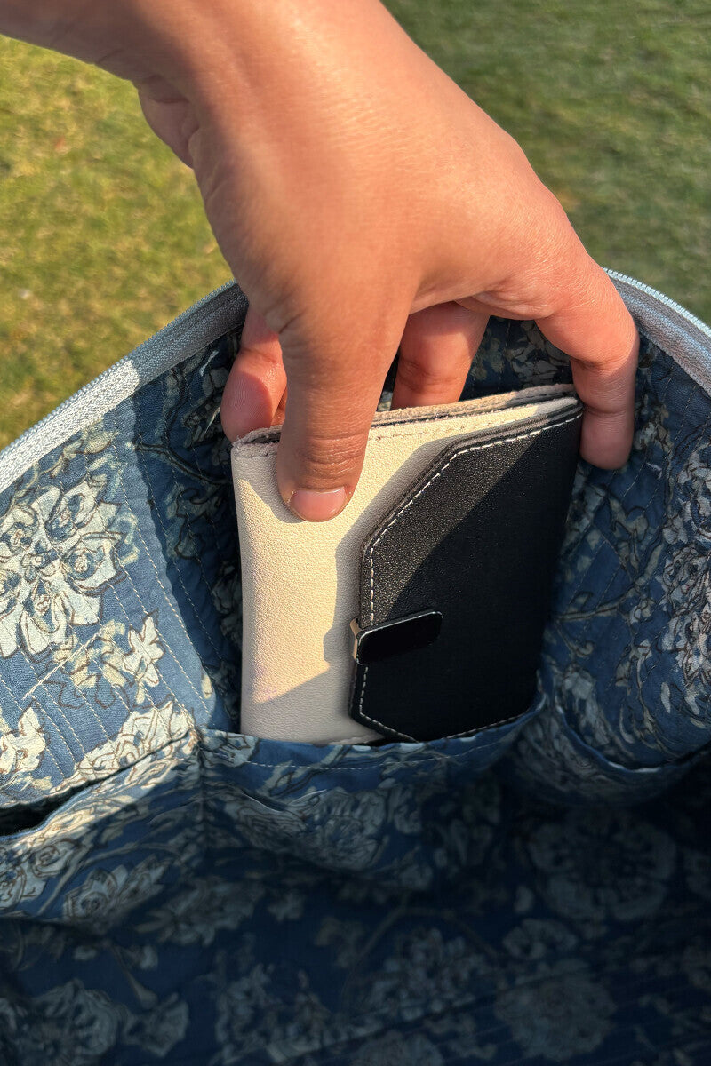 Roza Suhana Duffel Bag