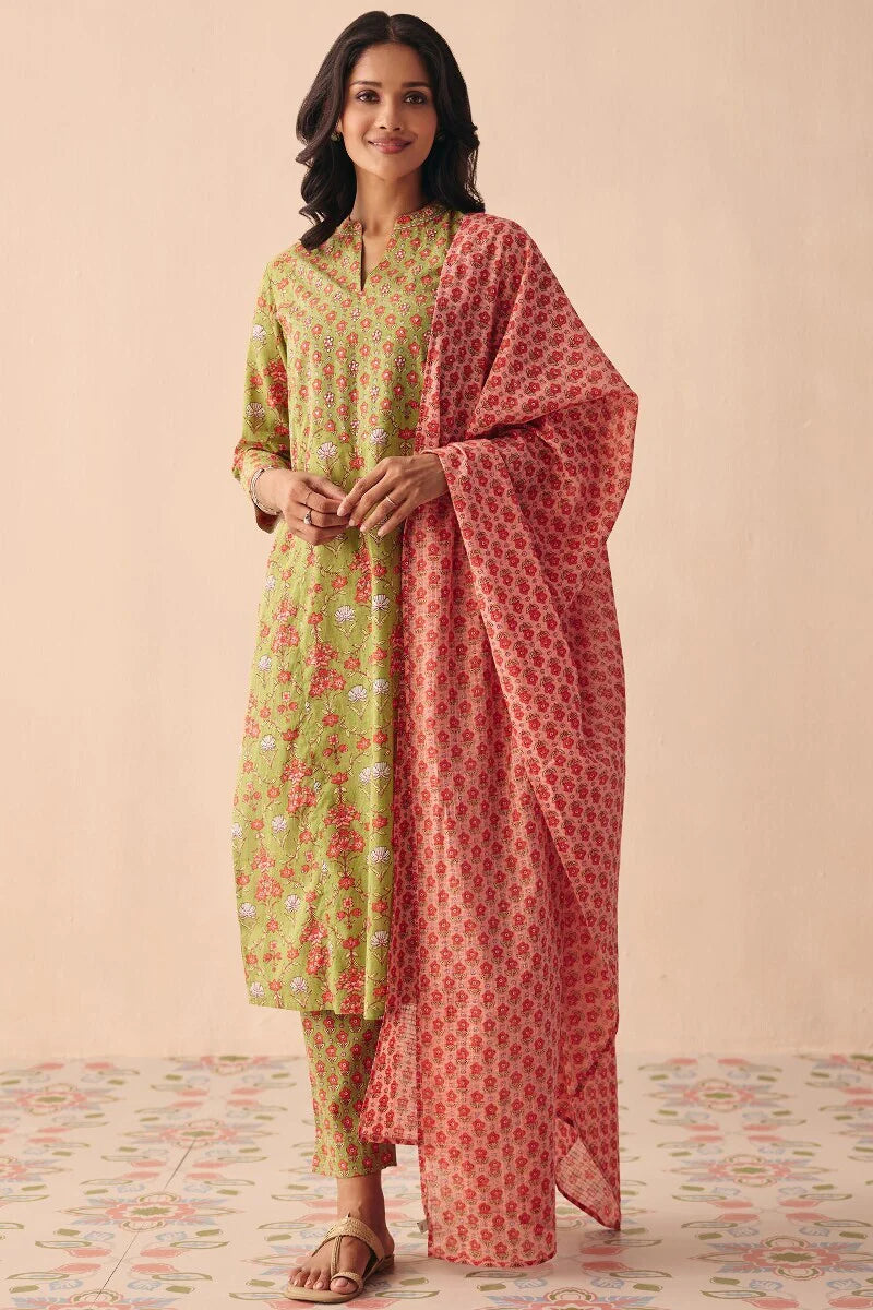 Surplus: Gulraiz Farah Sanganeri Kurta