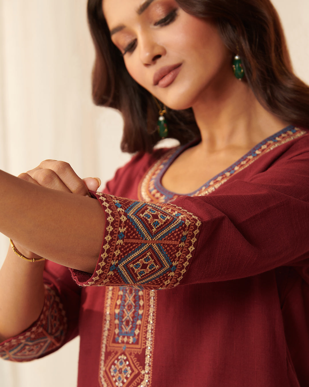 Mehraab Aahana Maroon Kurta