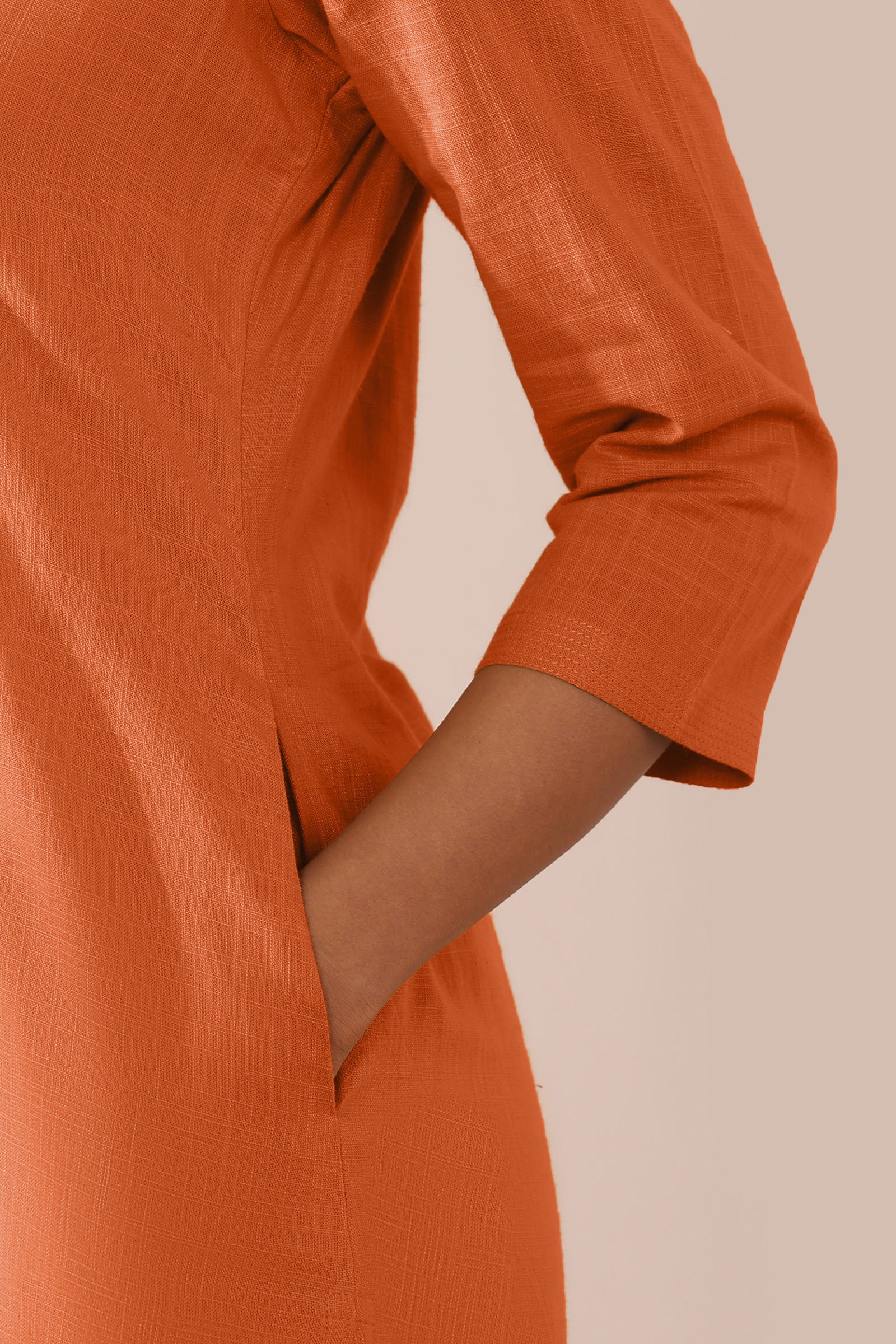 Surplus: Roza Alizah Orange Kurta