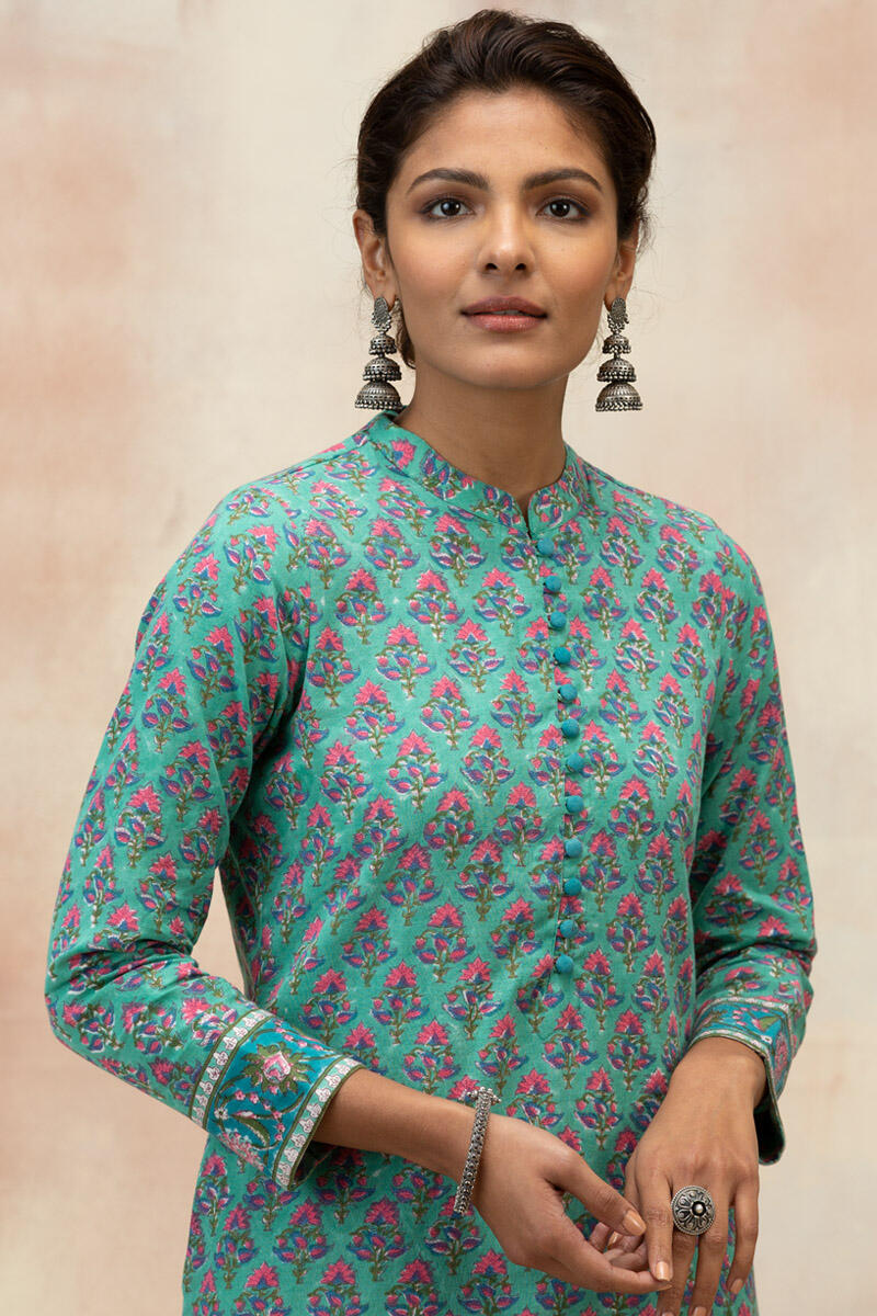 Naadirah Jasmina Kurta