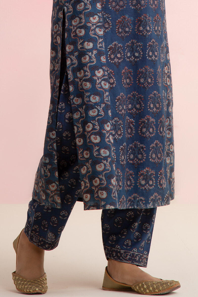 Rehnuma Azarin Kurta