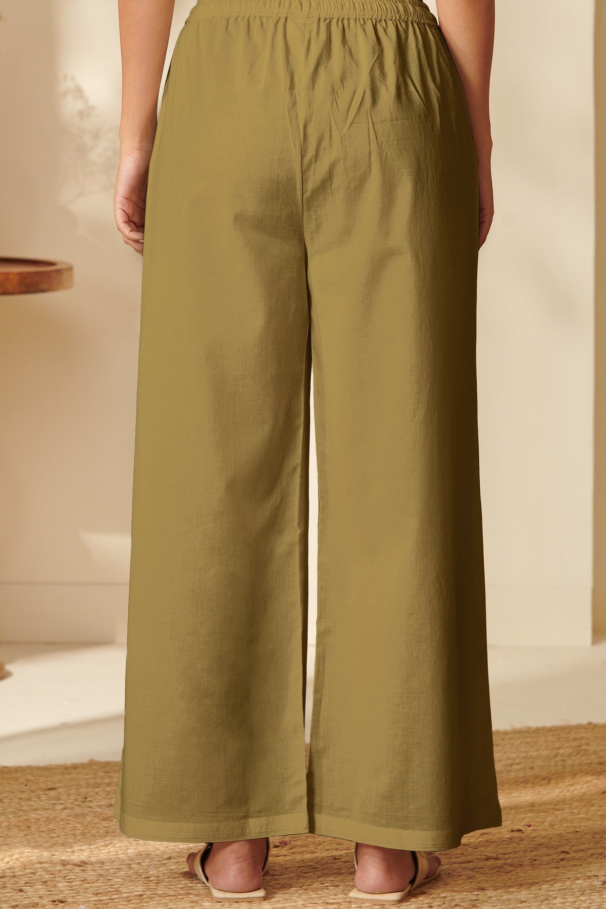 Roza Zoya Olive Green Farsi