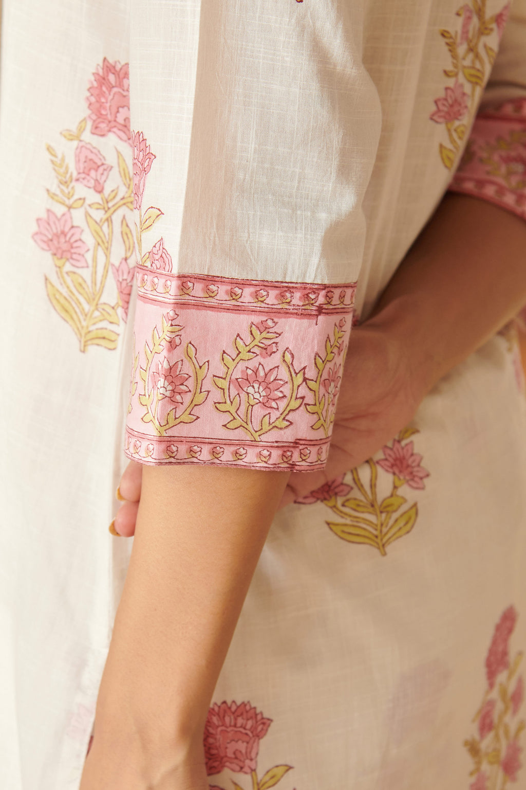 Gulbarg Rania Sanganeri Kurta