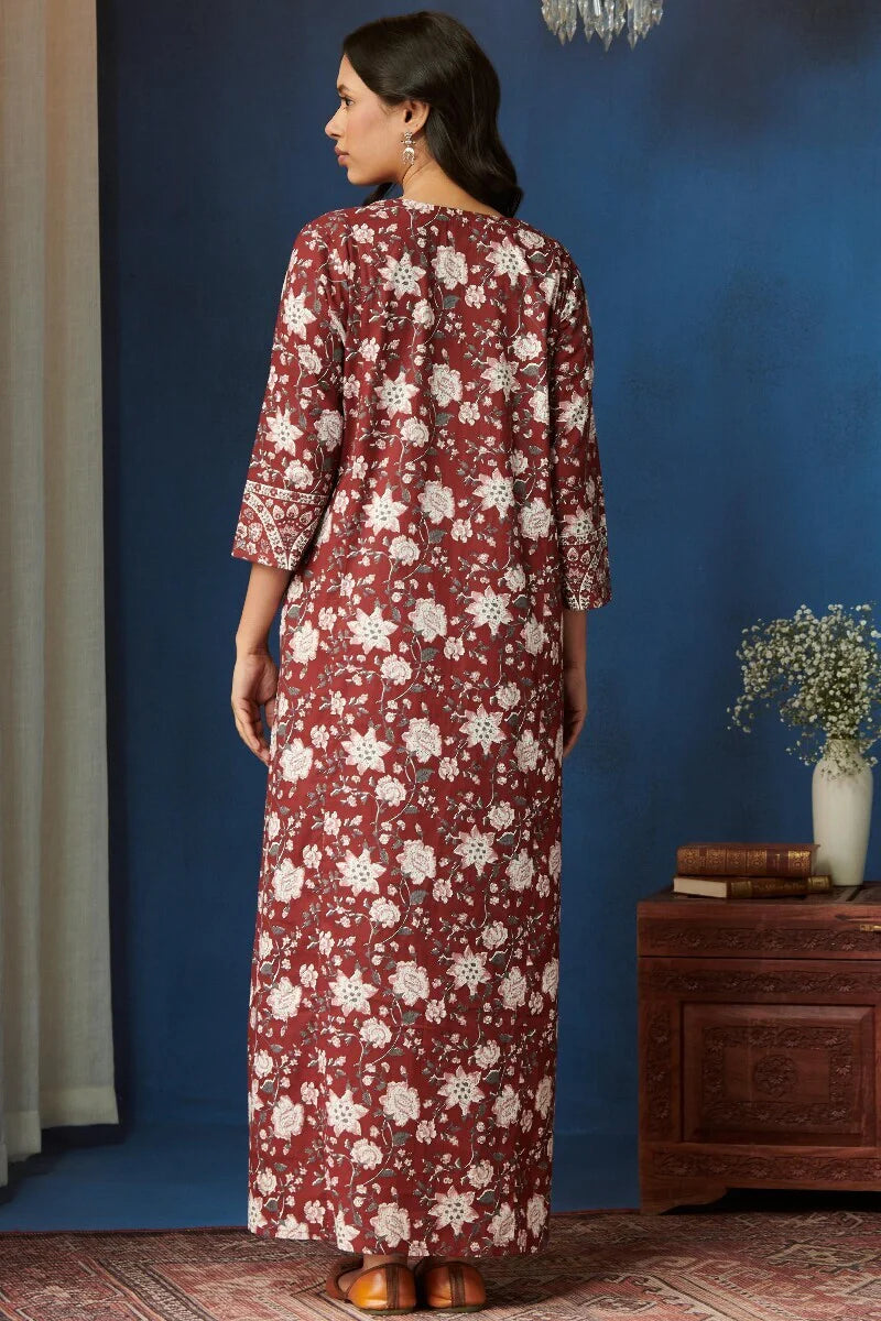 Surplus: Gauhar Aaria Kaftan