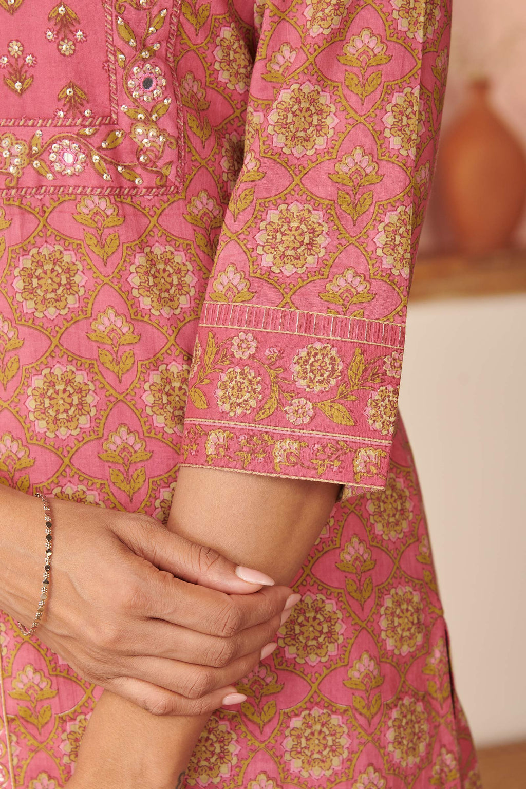 Surplus: Gauhar Fizah Sanganeri Kurta