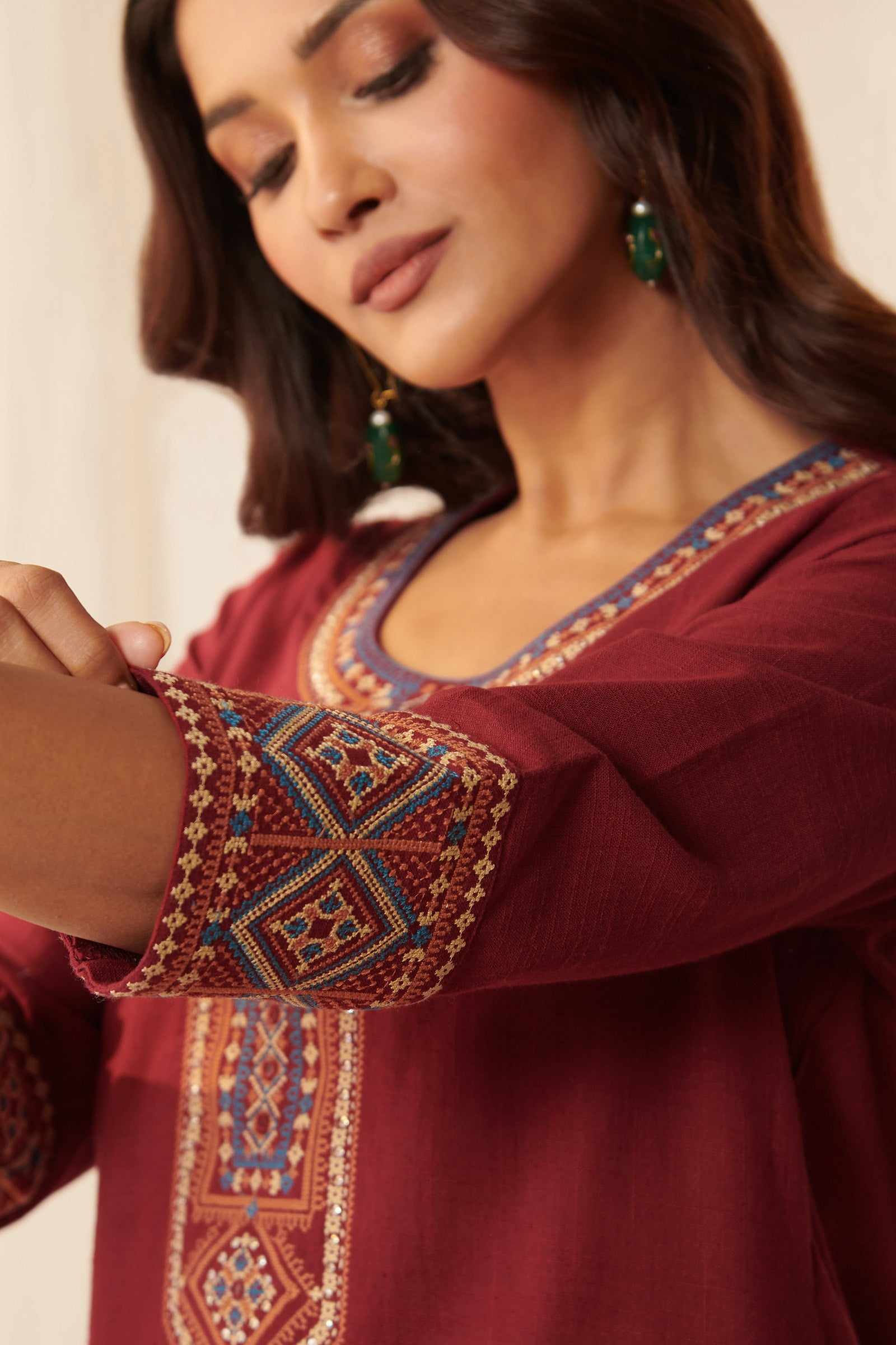 Mehraab Aahana Maroon Kurta