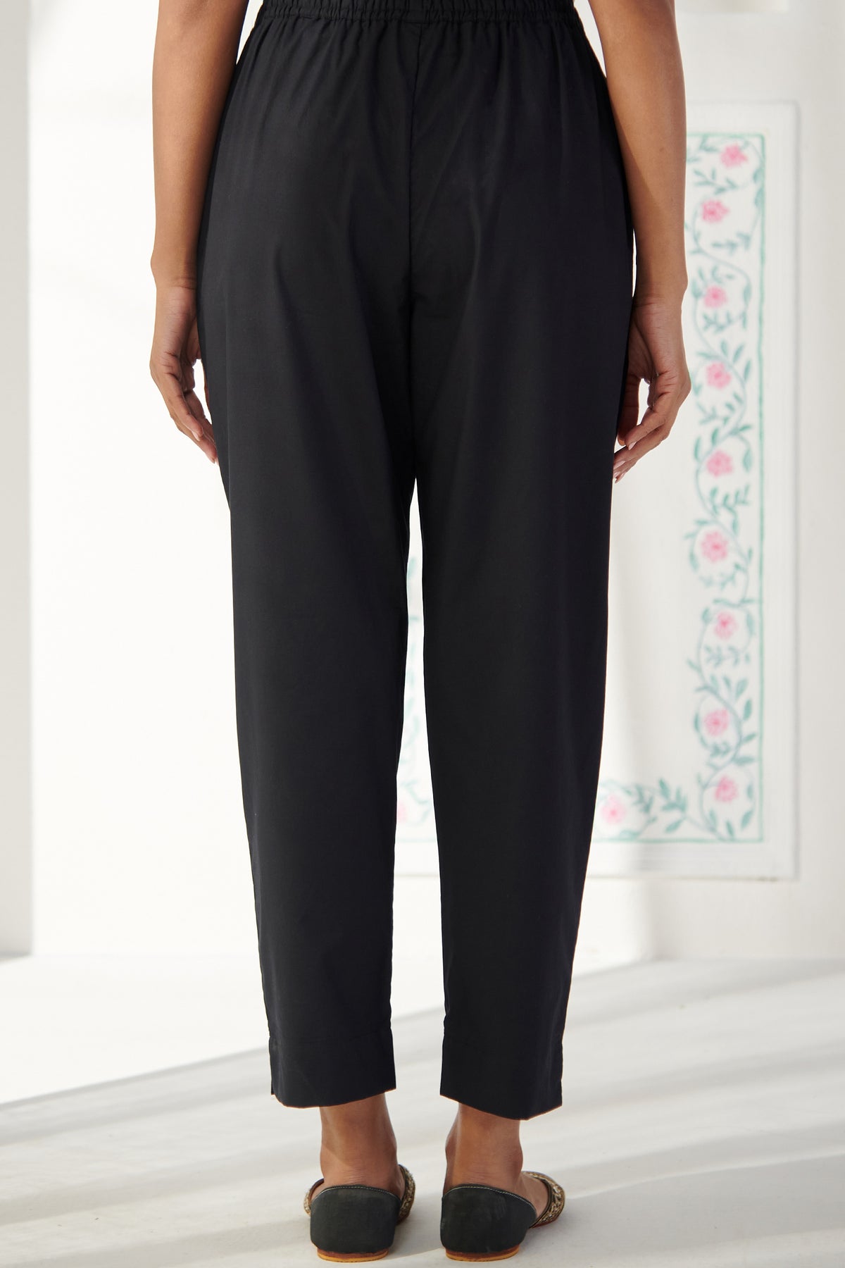 Roza Zeinab Black Narrow Pants