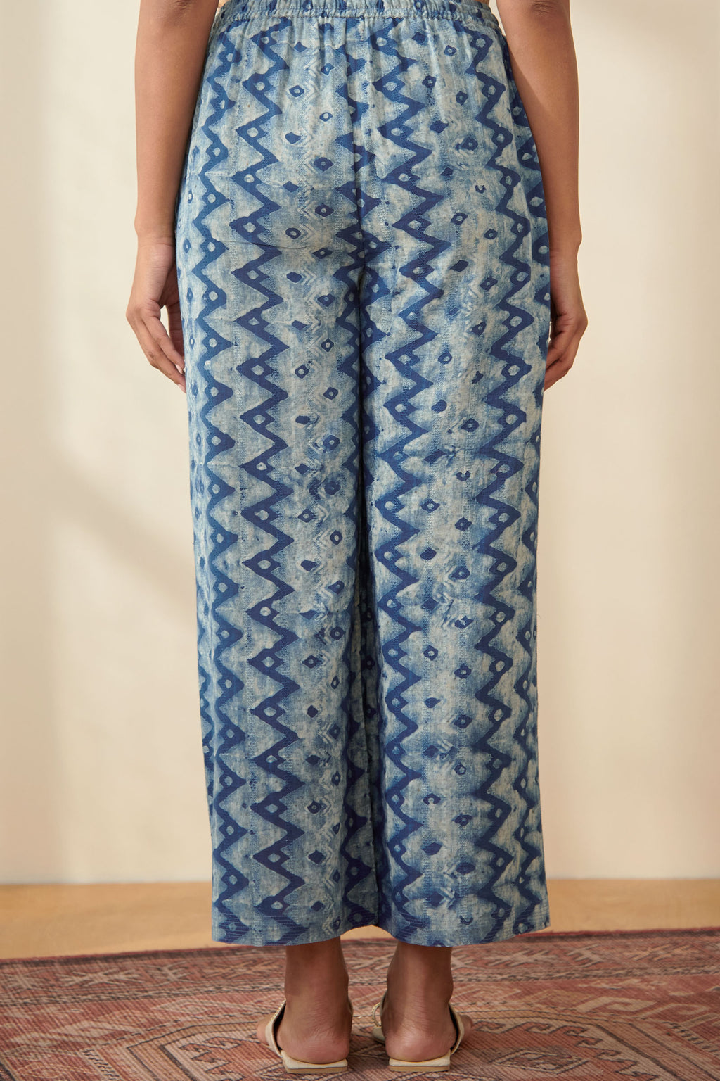 Surplus: Noor Rumaisa Akola Farsi