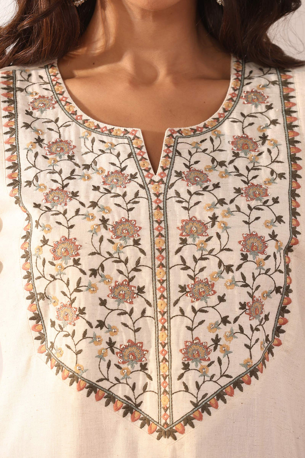 Mehraab Naureen Off White Kurta