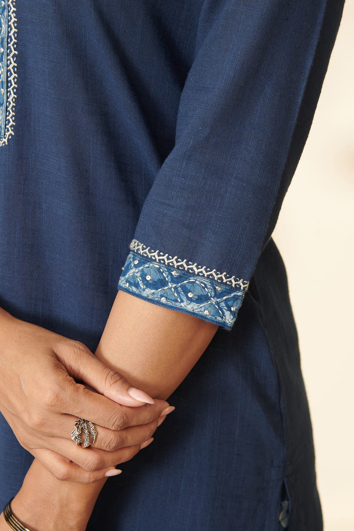 Sehra Nazneen Bagru Kurta