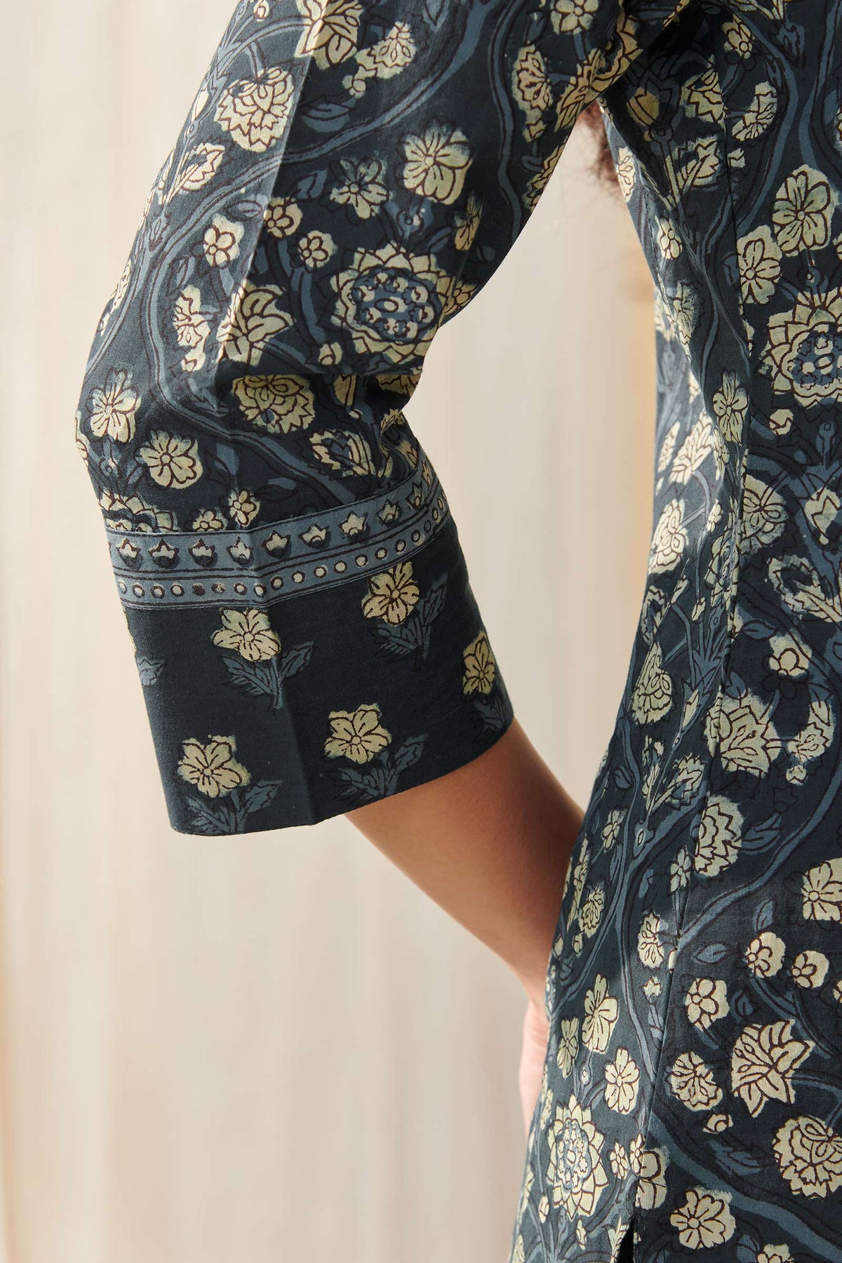 Sehra Zeinab Bagru Kurta