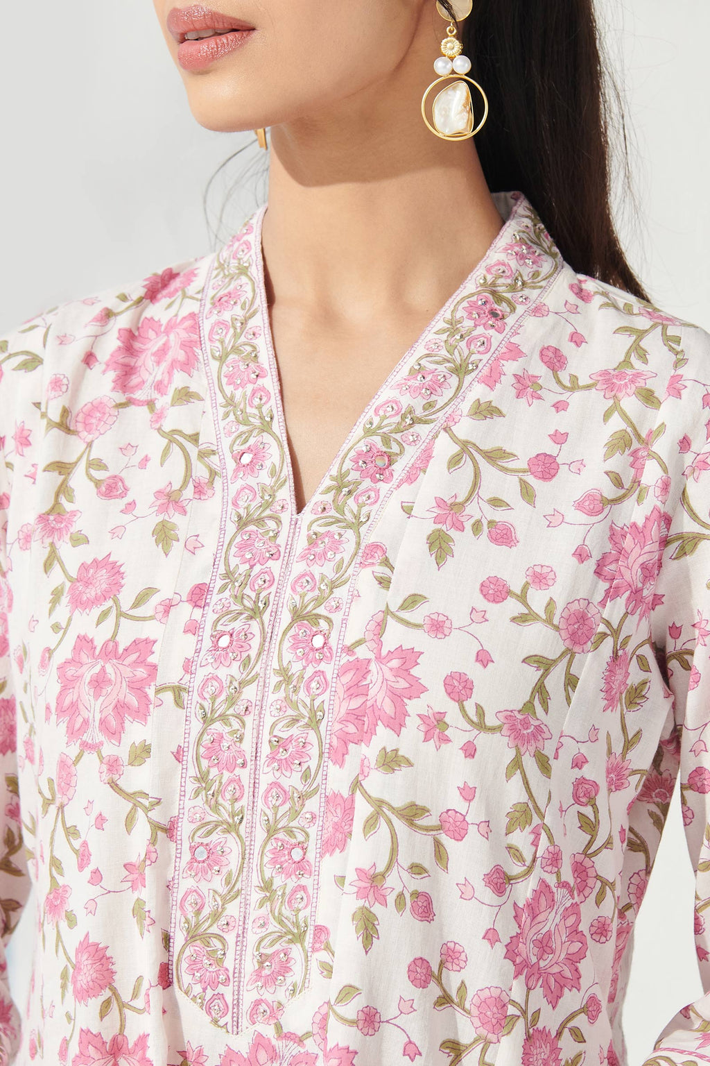 Surplus: Gulbahar Zeina Sanganeri Kurta