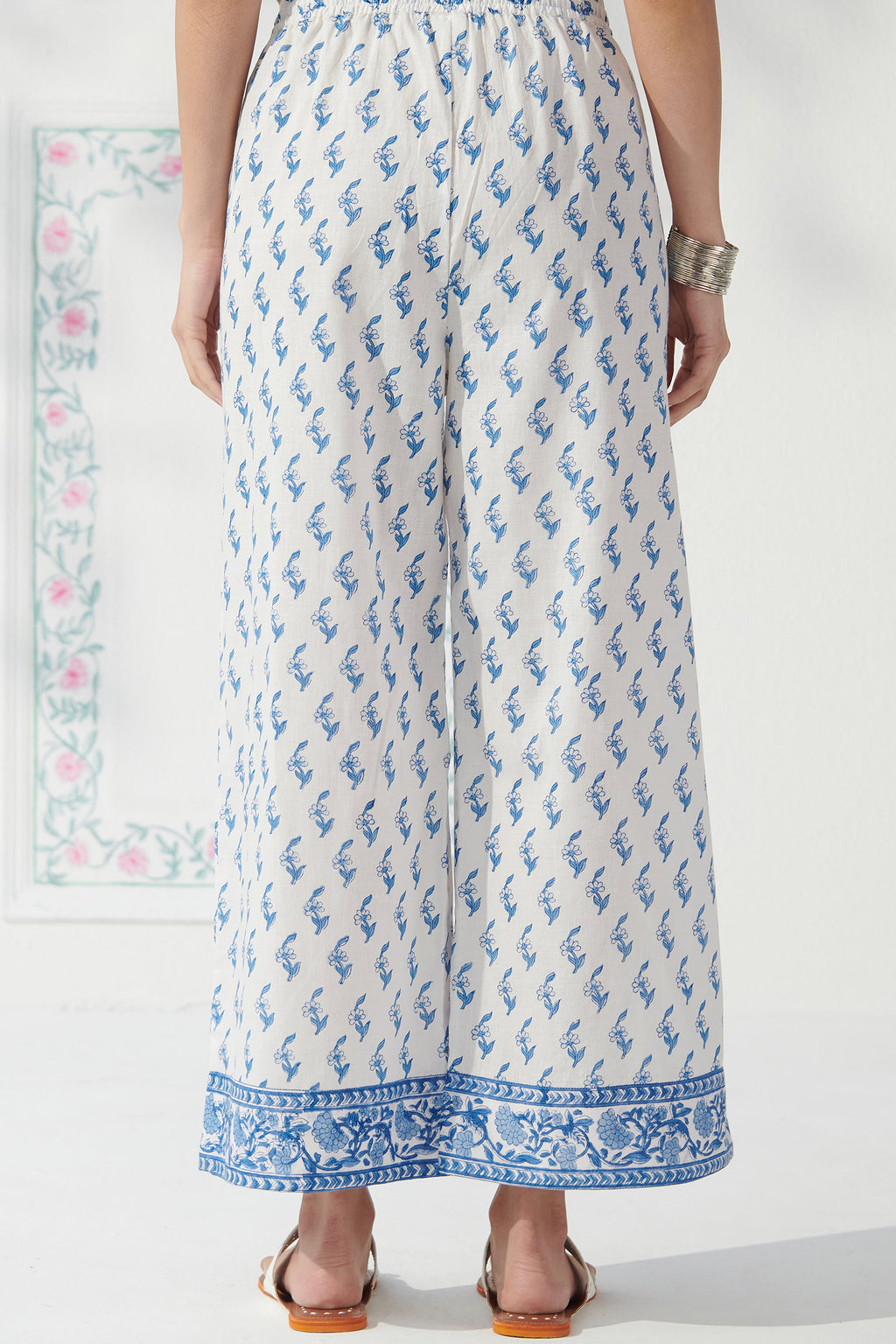 Neelofar Zunaira Sanganeri Farsi