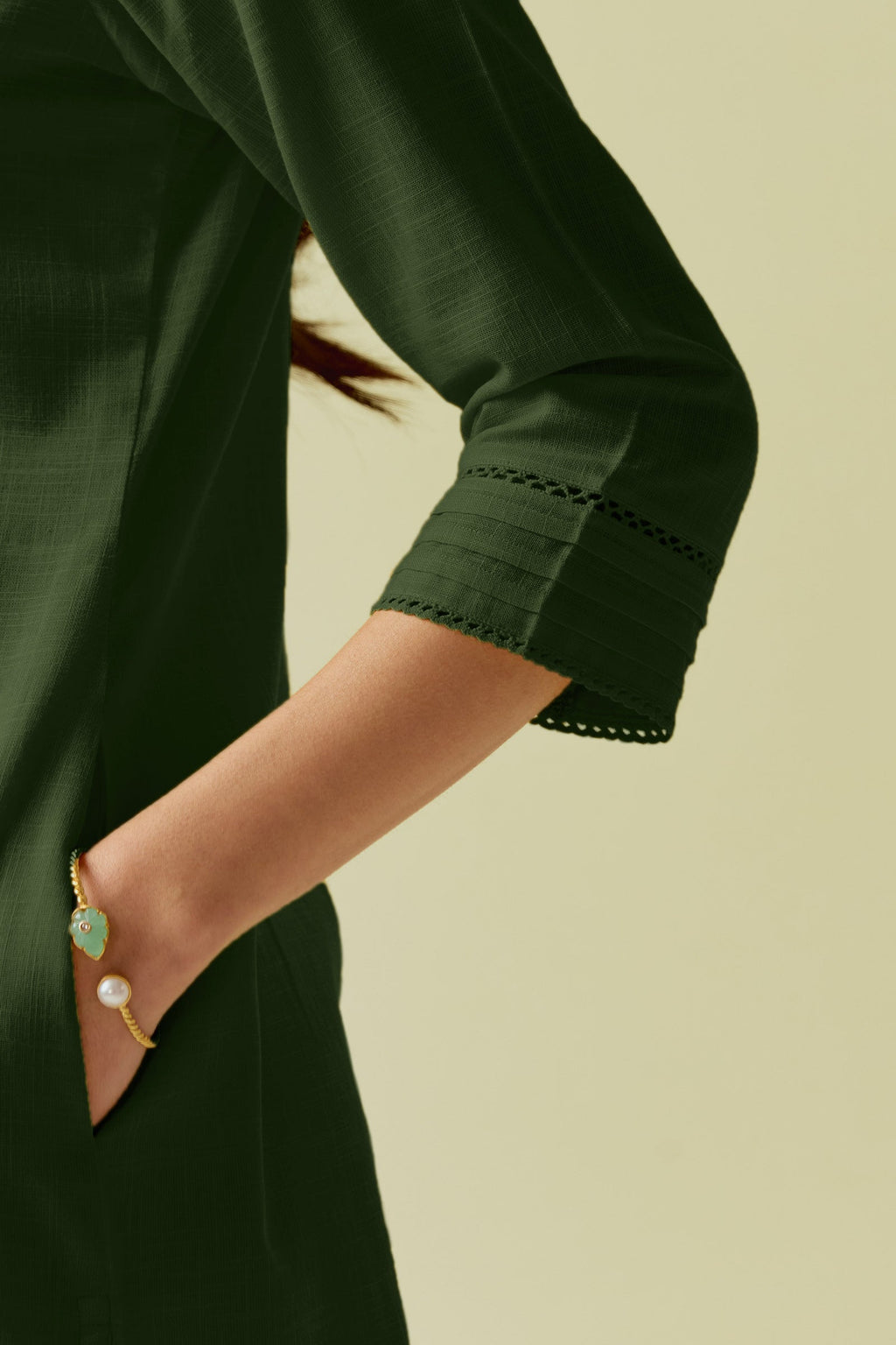 Surplus: Roza Zara Forest Green Kurta