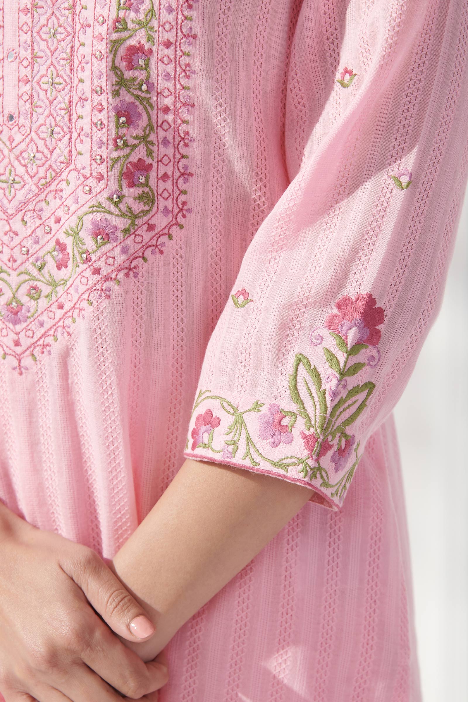 Mehraab Rozinah Pink Kurta