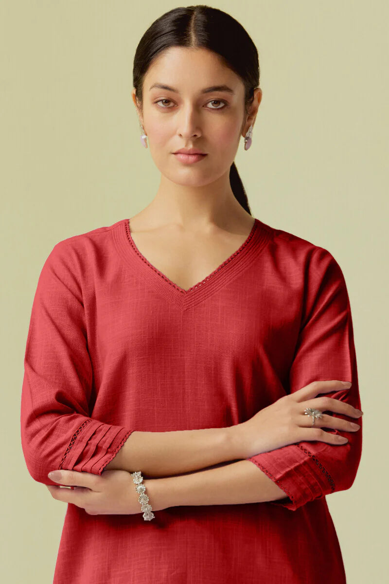 Surplus: Roza Seerat Red Kurta