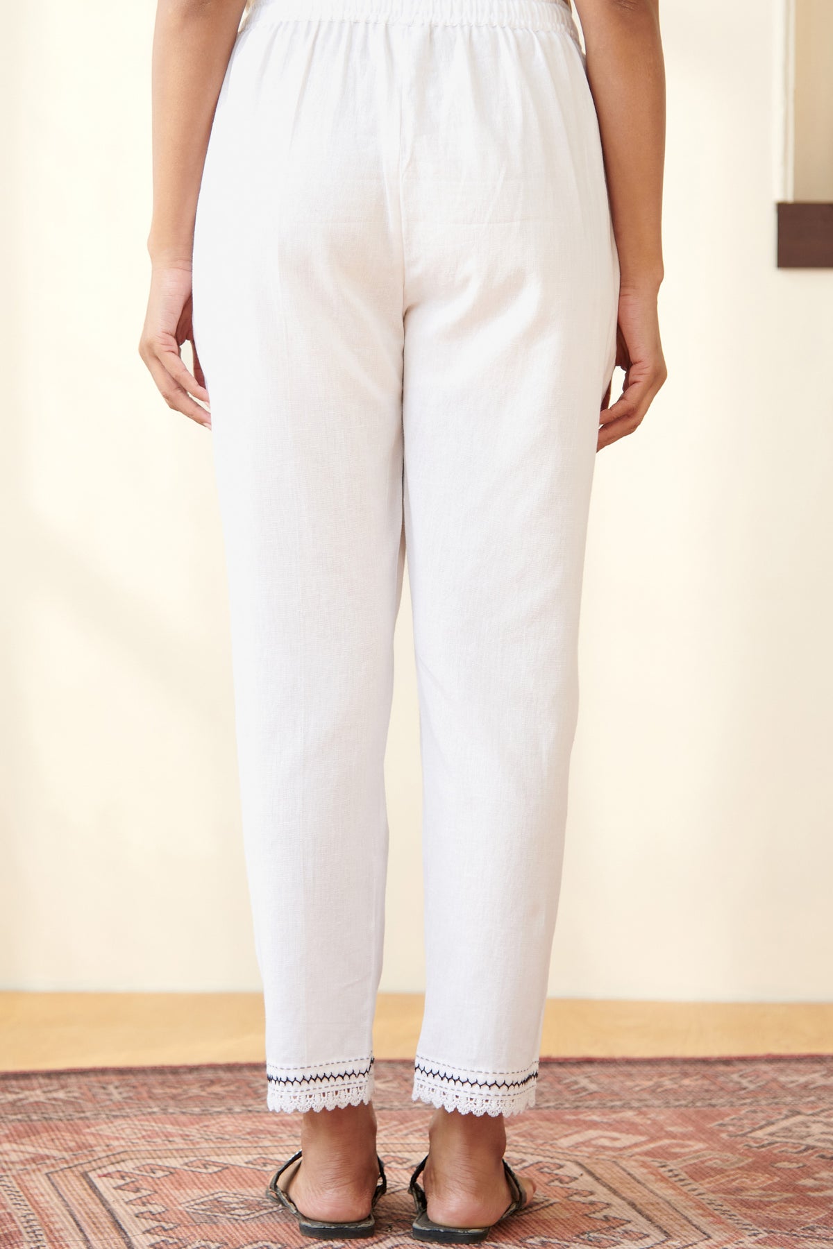 Kashida Parisa White Narrow Pants