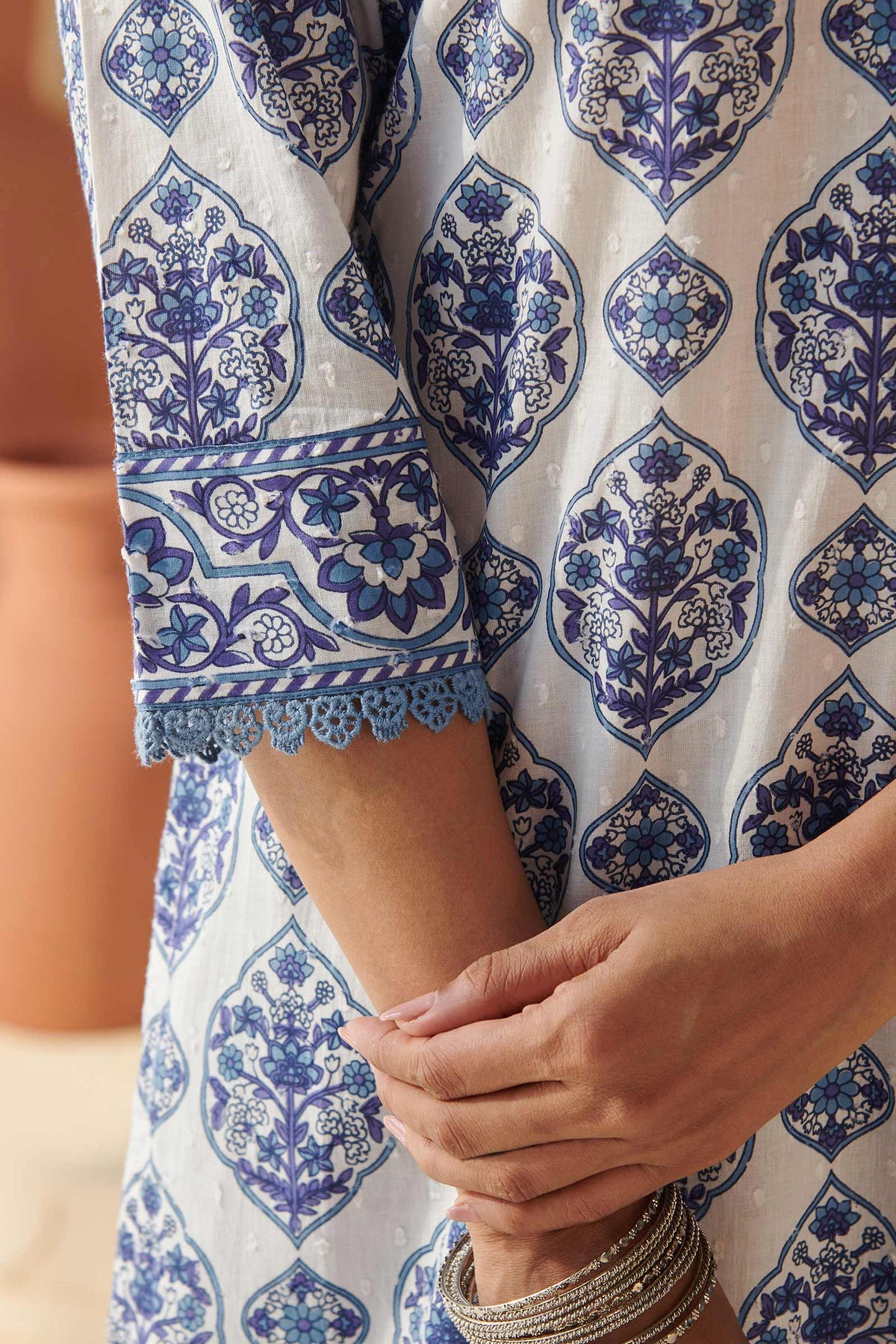 Surplus: Neelofar Farah Sanganeri Kurta