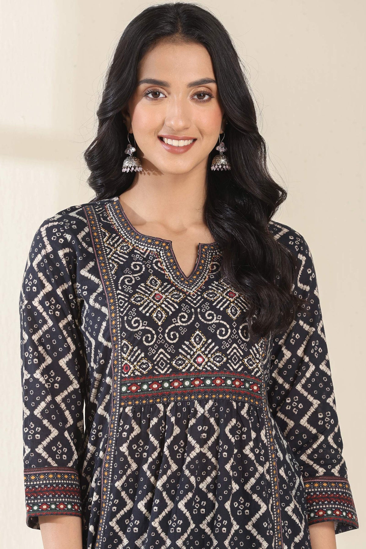 Surplus: Rangrez Arya Kurta