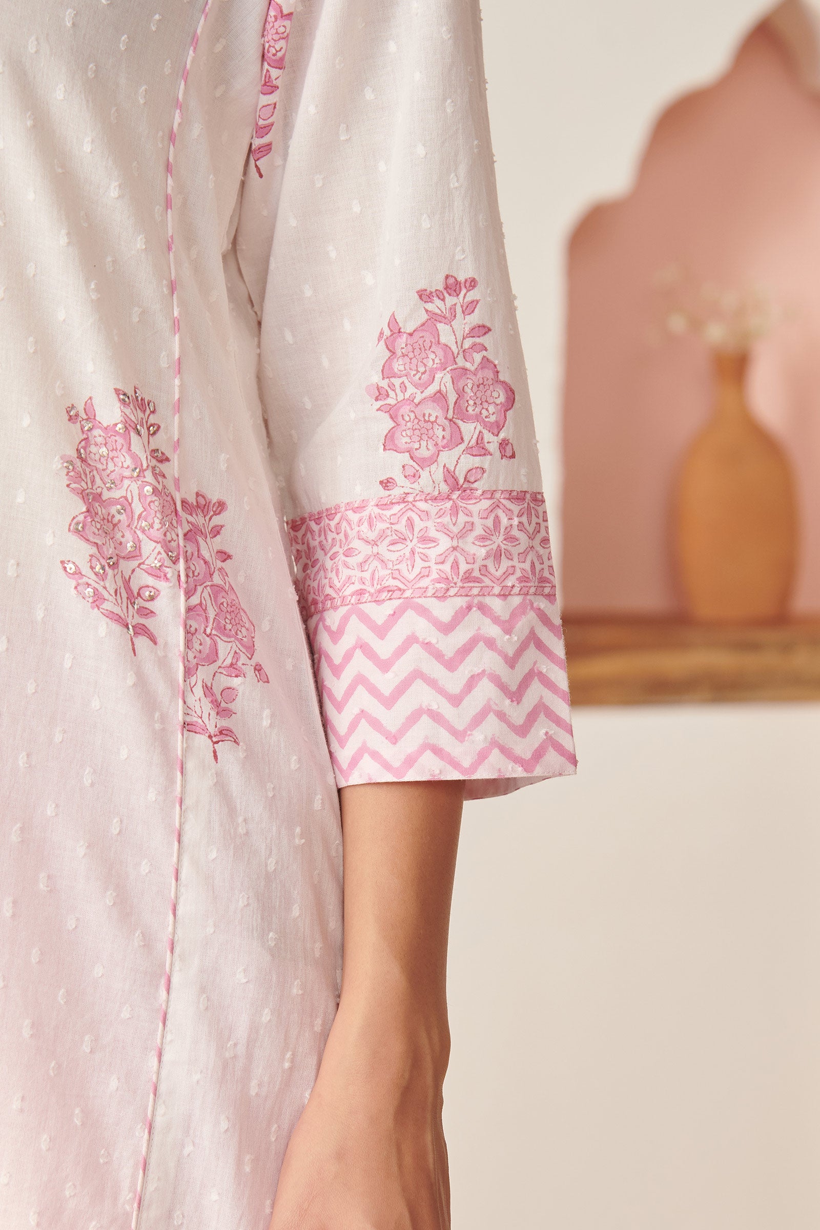 Rosheen Asfiya Sanganeri Kurta