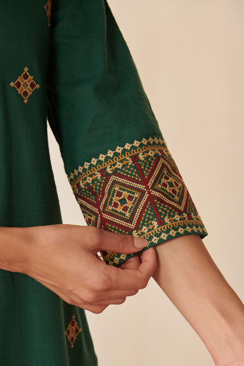 Mehraab Mira Green Kurta
