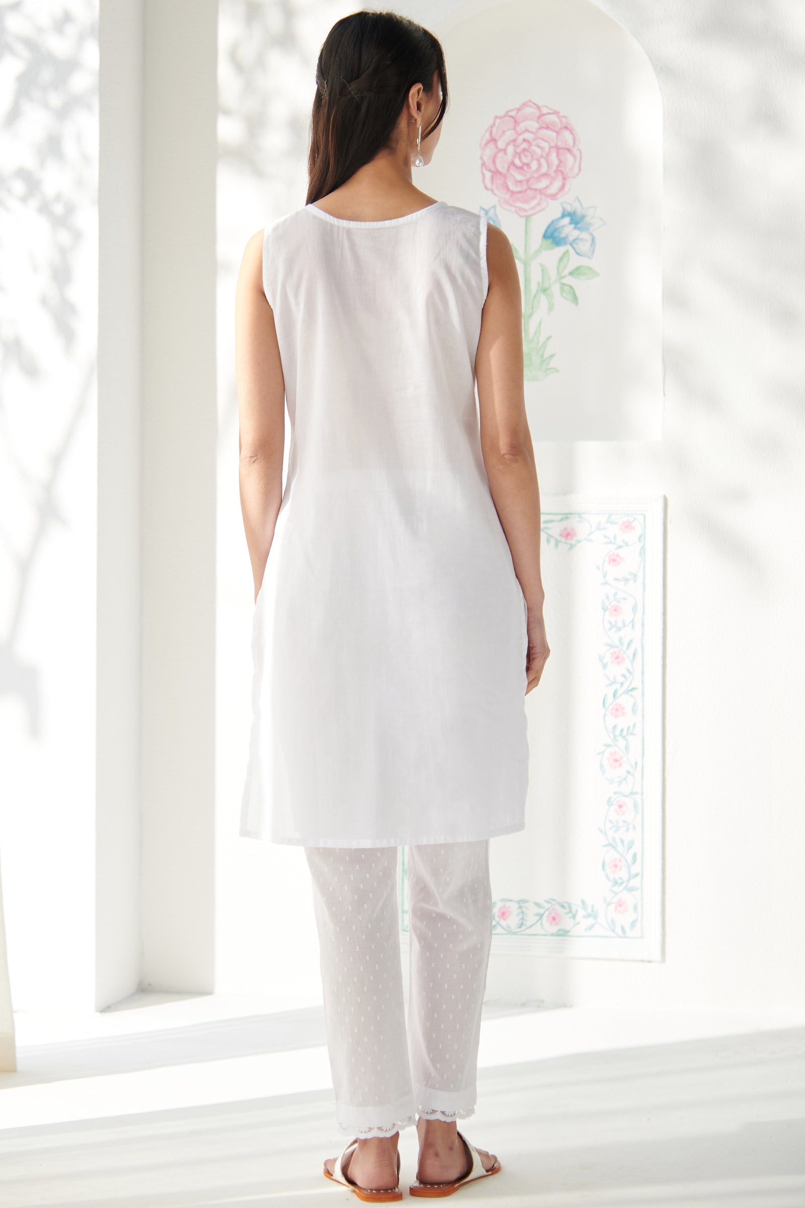 Surplus: Roza Off-White Slip