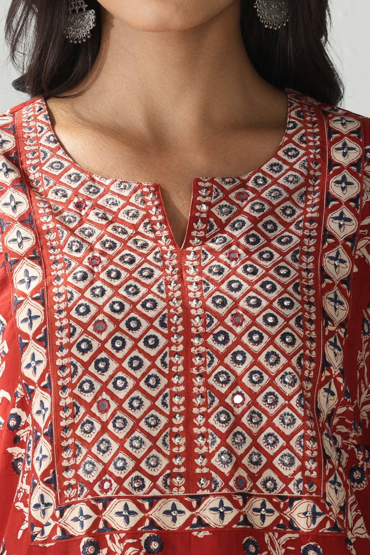 Sehra Kainat Bagru Kurta