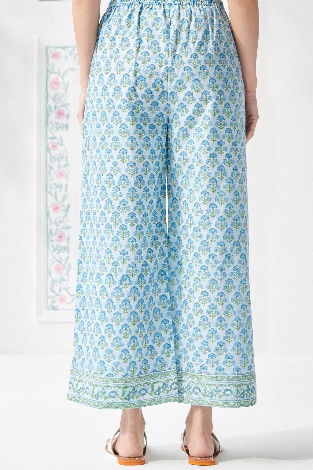 Gulbahar Ishrat Sanganeri Farsi