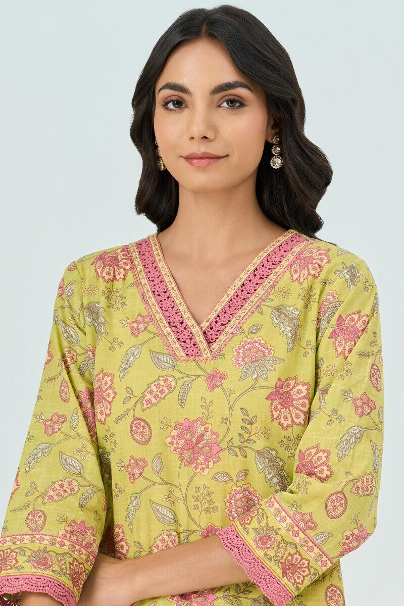Gauhar Nasira Sanganeri Kurta