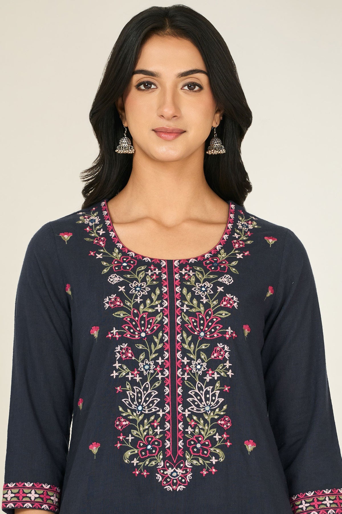 Surplus: Mehraab Sneha Kurta