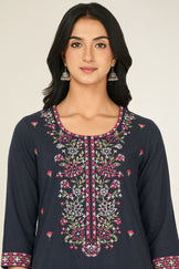 Surplus: Mehraab Sneha Kurta