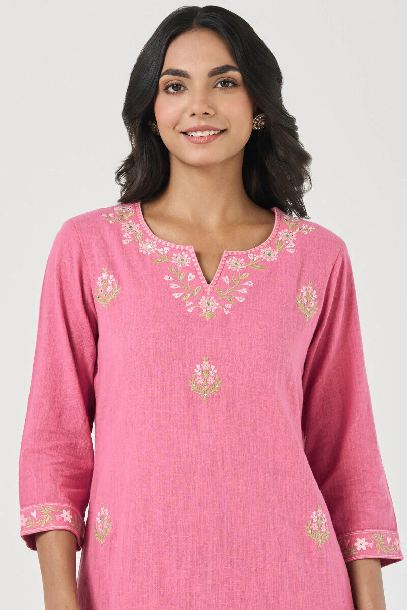 Surplus: Mehraab Aafiya Kurta