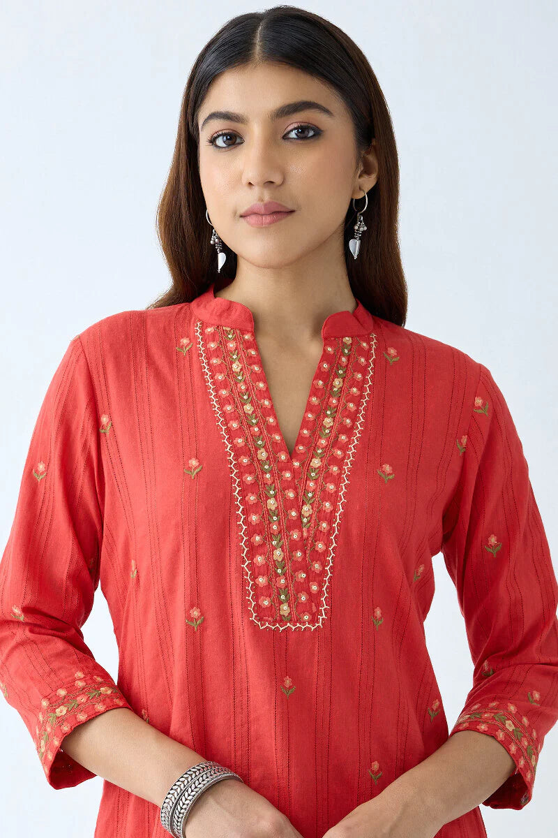 Surplus: Mehraab Afreen Kurta